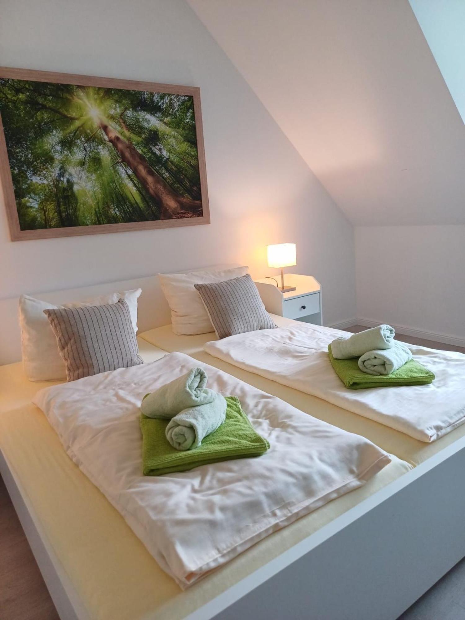 Landhaus Tewel Hotel Mit Restaurant Екстер'єр фото