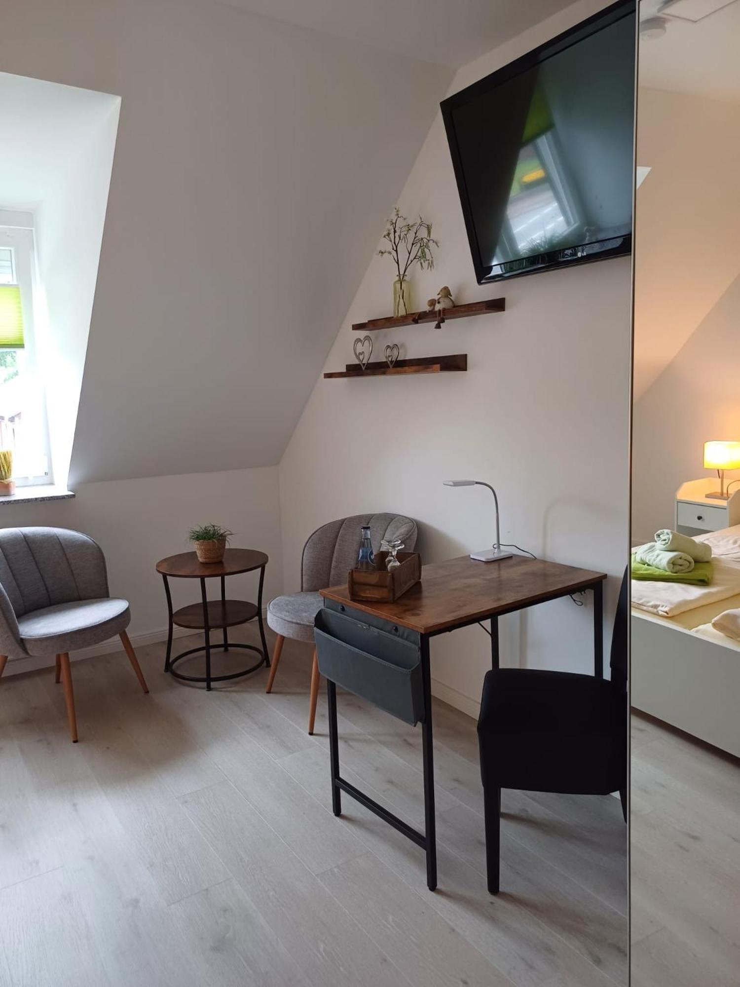 Landhaus Tewel Hotel Mit Restaurant Екстер'єр фото